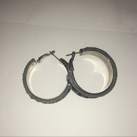 Chain Earrings - Picture 3 of 5